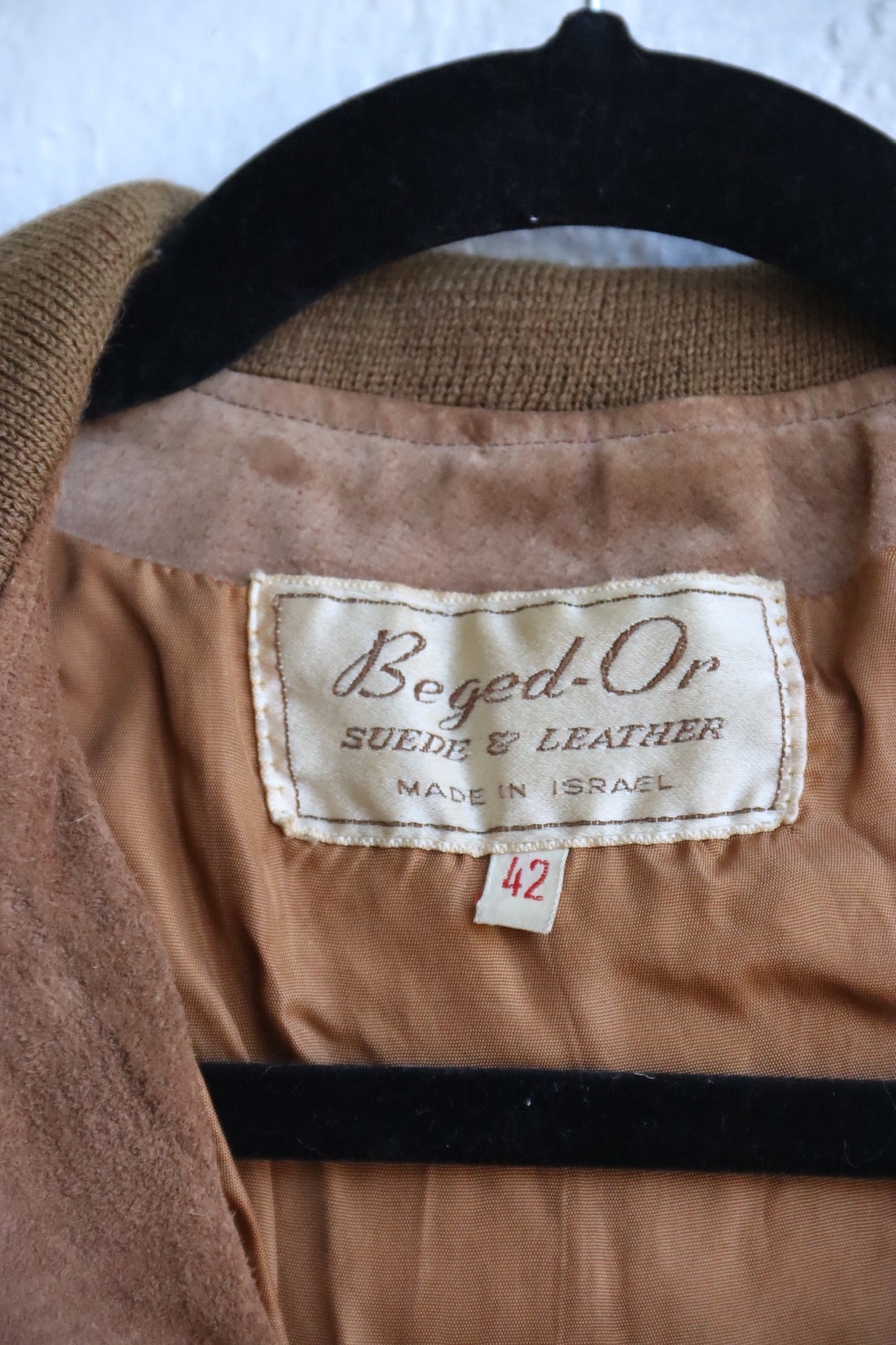 Vintage Beged-Or brown suede jacket