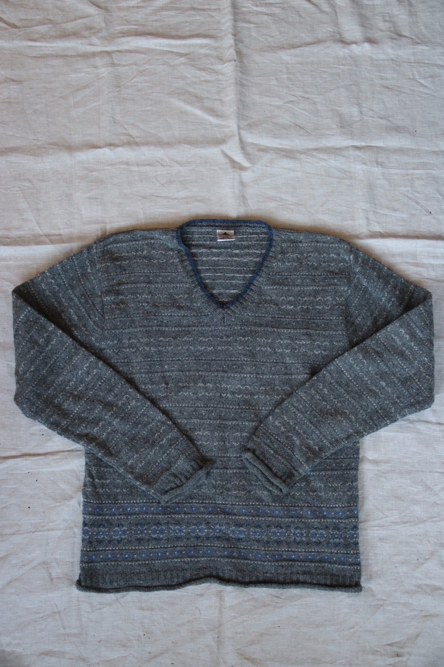 Vintage Columbia Grey V Neck Sweater