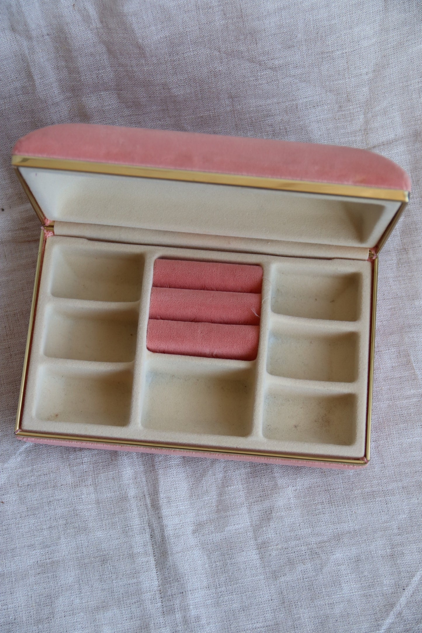 Vintage Pink Velvet Jewelry Box