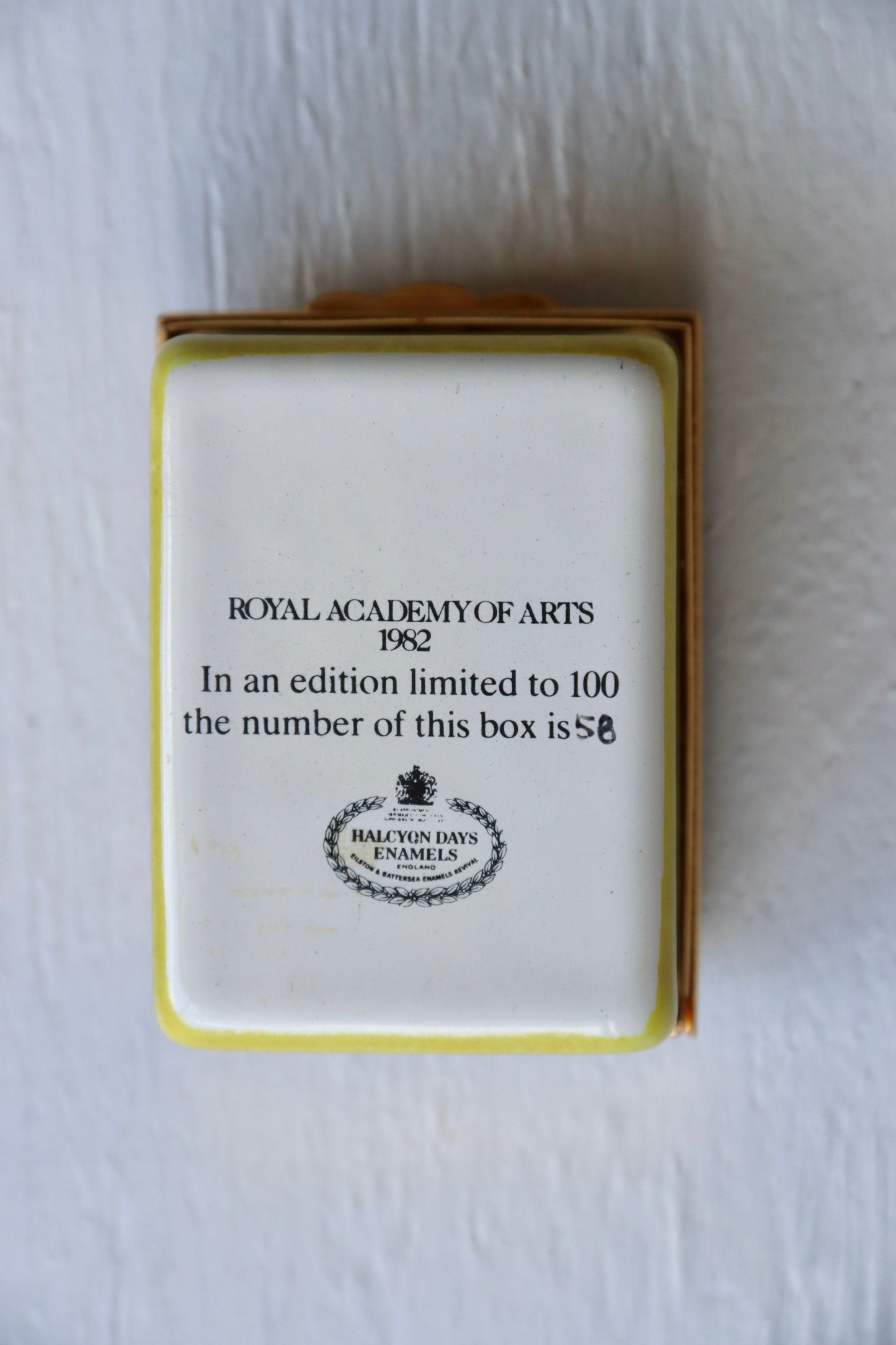 Fruit Bowl Enamel Box