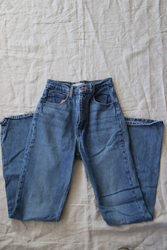 Levis High Waisted Flare Jeans