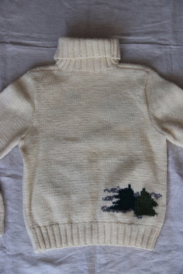 Vintage 60s White Turtleneck Sweater with Skiers