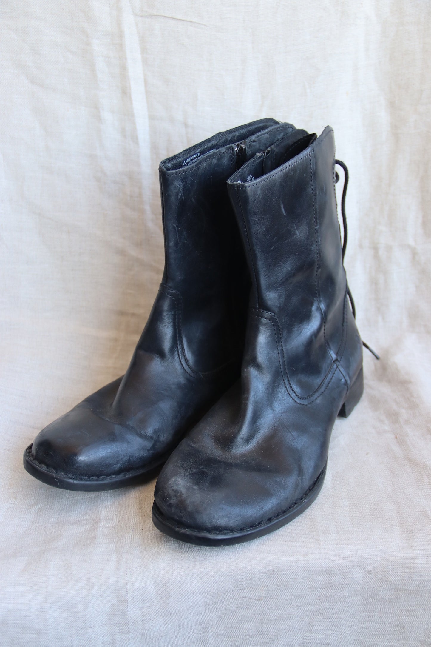 Born Black Leather Lace Up Boots - 10