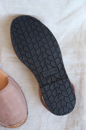 The Spanish Sandal Co Tan Flats - 39
