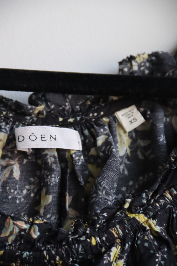 DÔEN Frederica Top in Noir Winding Blossoms