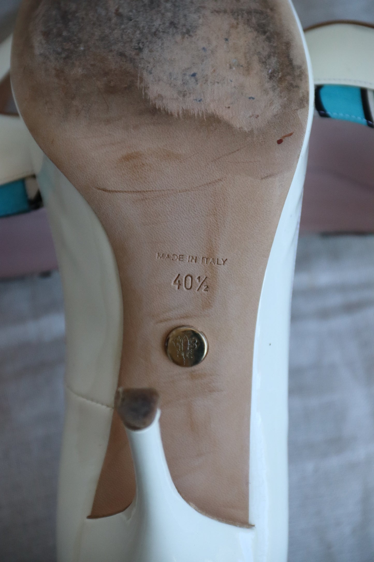 Emilio Pucci White Patent Heels - 40.5