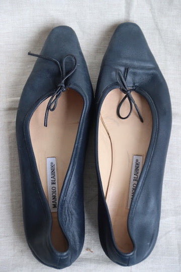 Manolo Blahnik Blue Leather Ballet Flats - 10.5