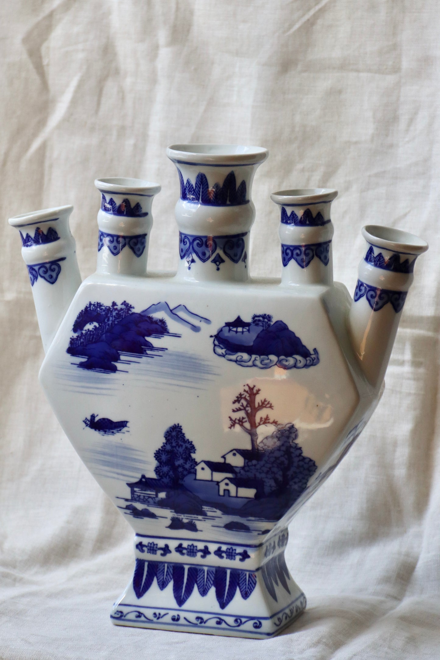 vintage Chinoiserie blue and white five-finger tulip vase