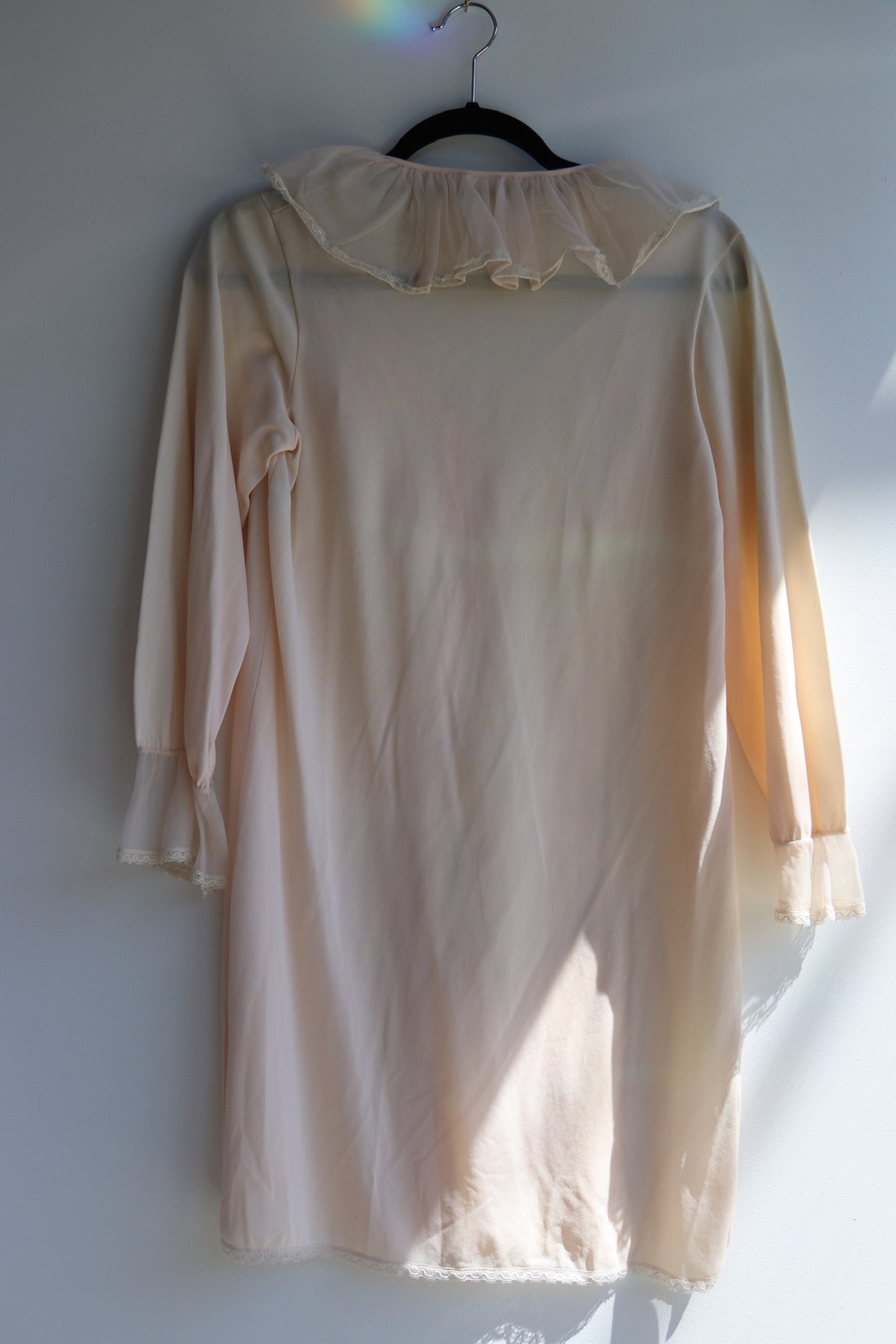Vintage Ruffle Long Top