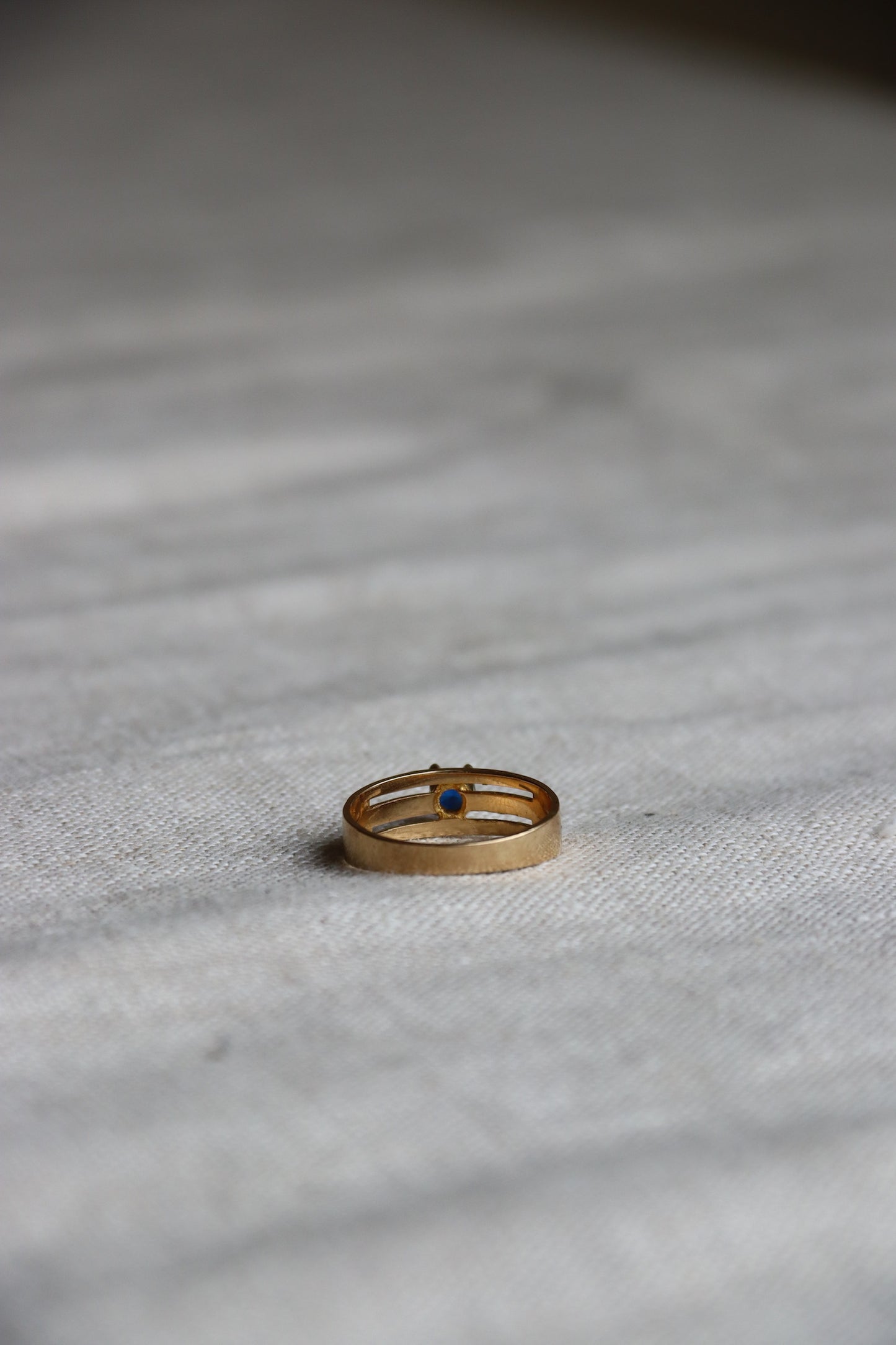 10K Spinel Contemporary Style Solitaire Ring