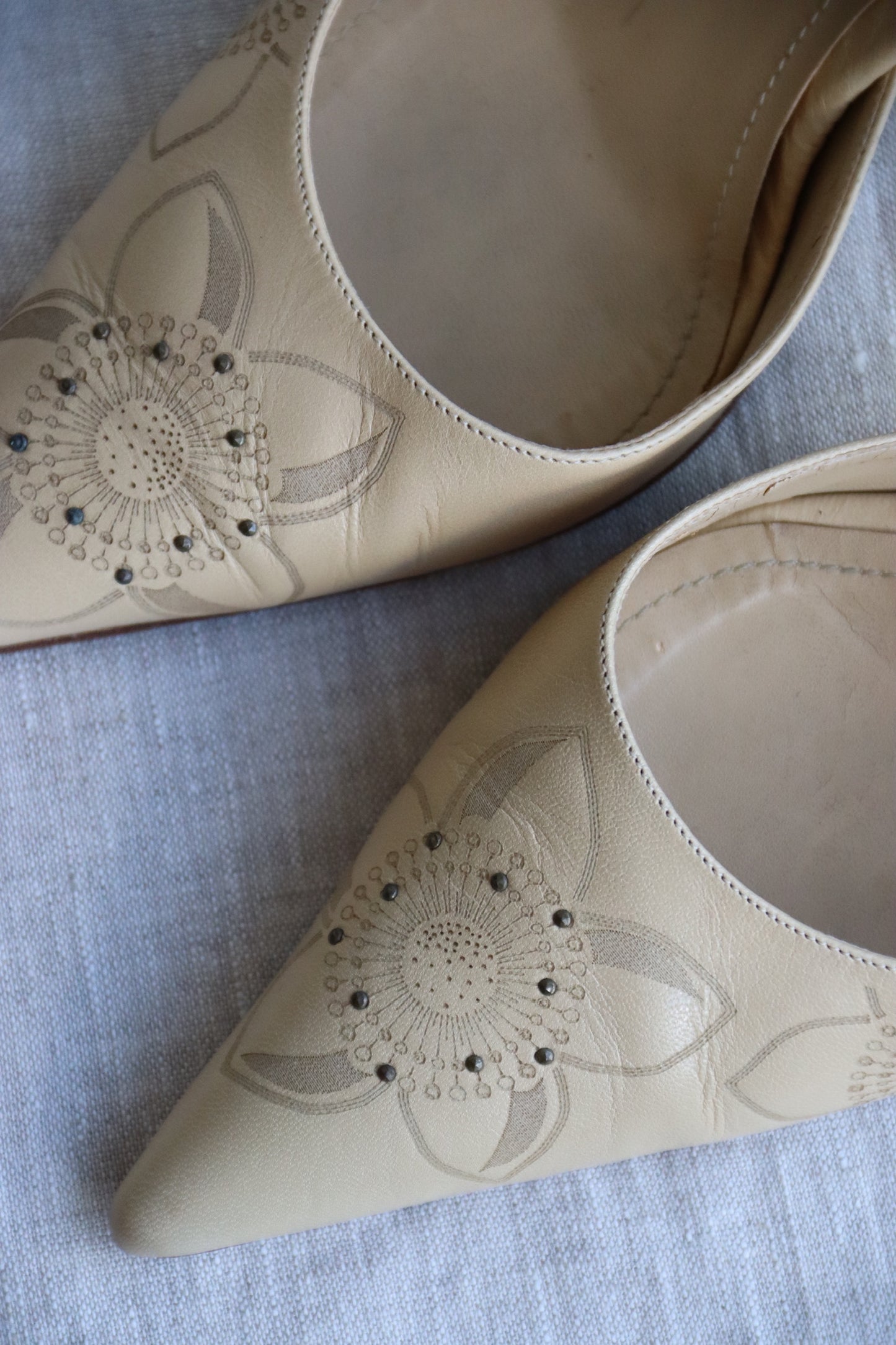 Enrico Cuini Leather Studded Beige Heels