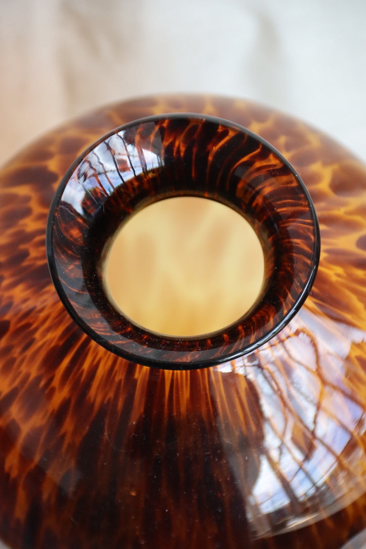Two’s Company Large Brown Speckled Tortoise Vase