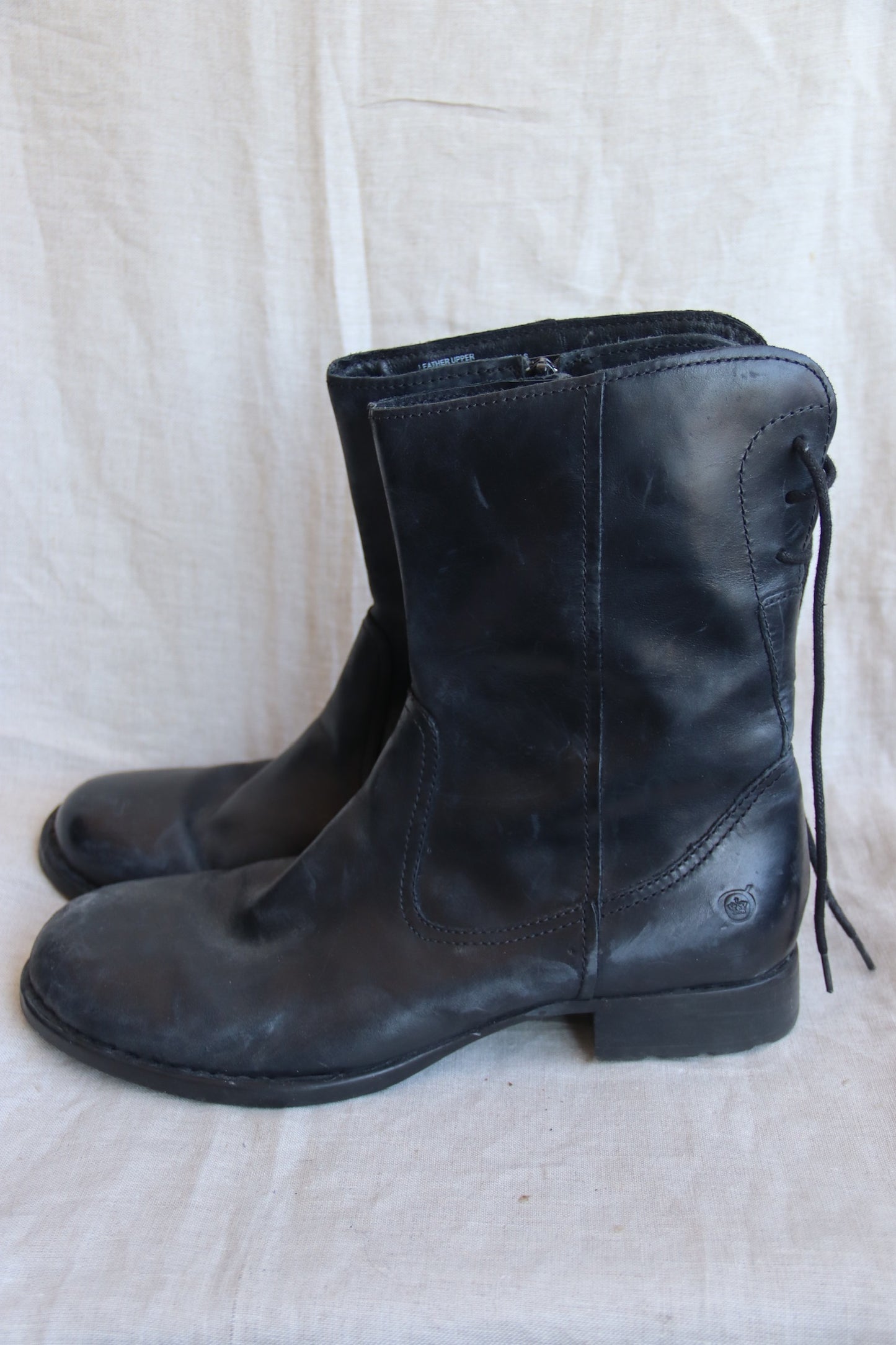Born Black Leather Lace Up Boots - 10