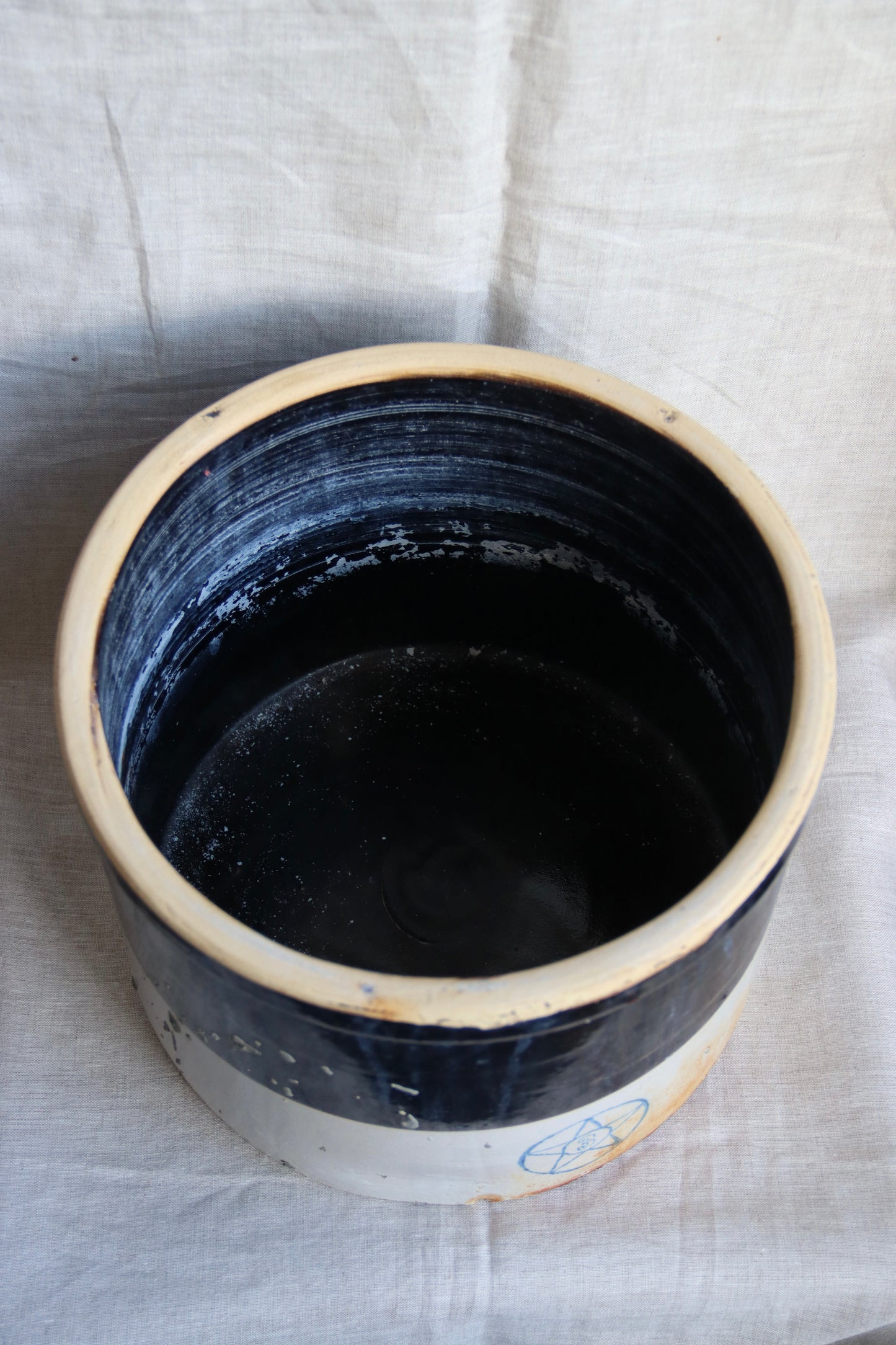 Vintage Large Robinson Crown Stoneware Container with Lid - Brown Stripe