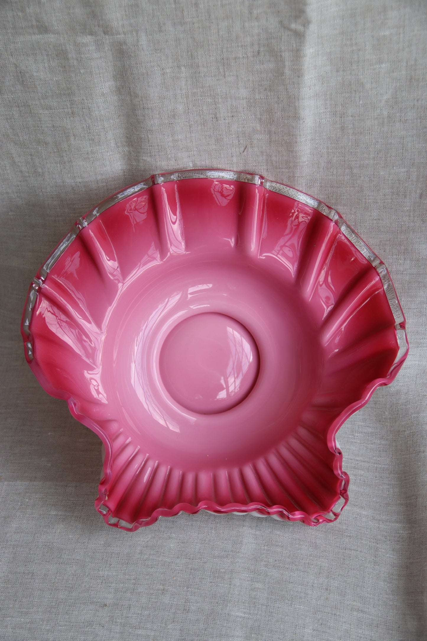 Fenton "Peach Crest" Pink Shell Shaped Glass Dish