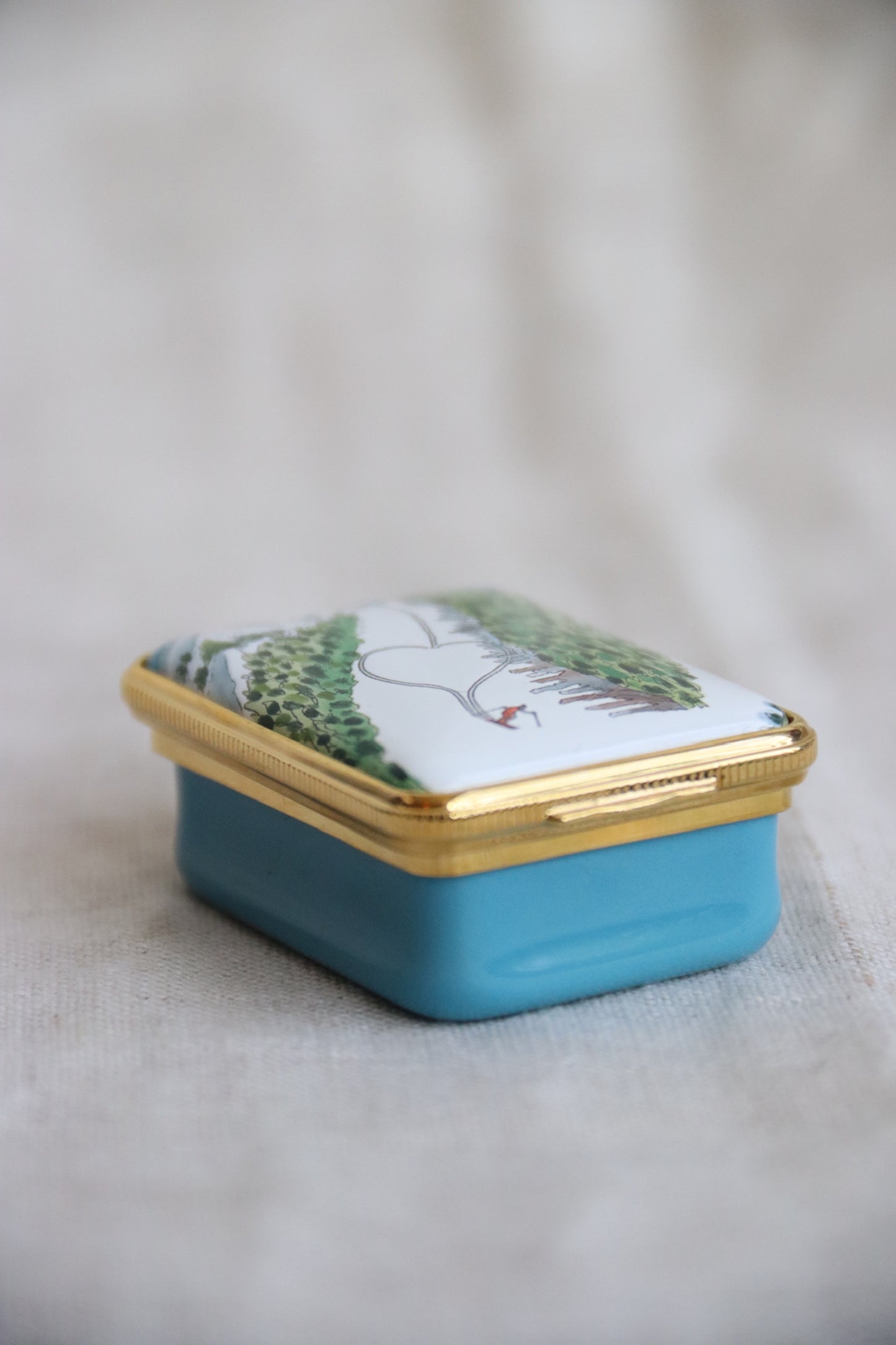 Halcyon Days Mark Hampton Valentine Enamel Box