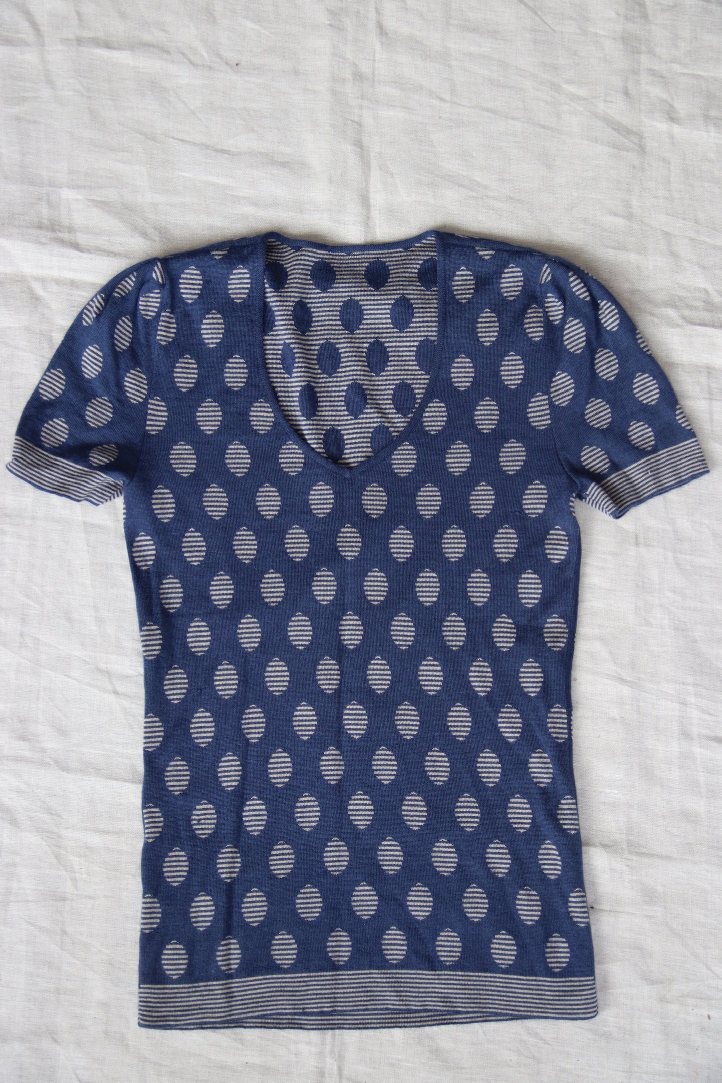 Armani Blue and Grey Polka Dot Silk and Cashmere Short Sleeve Sweater