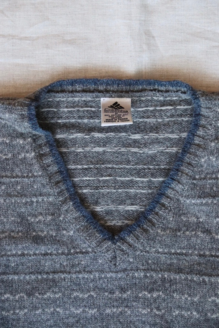 Vintage Columbia Grey V Neck Sweater