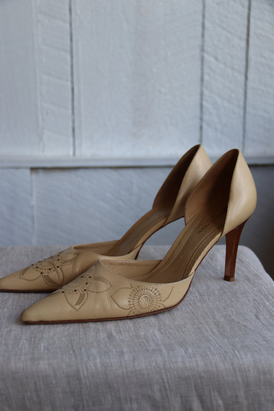 Enrico Gerbi Leather Studded Beige Heels