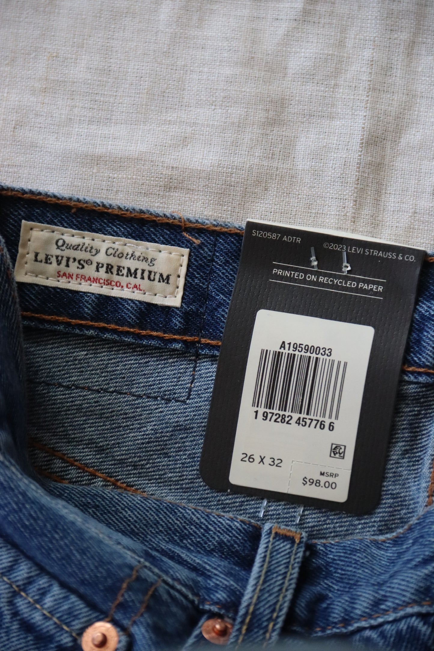 Levis Brand New Jeans