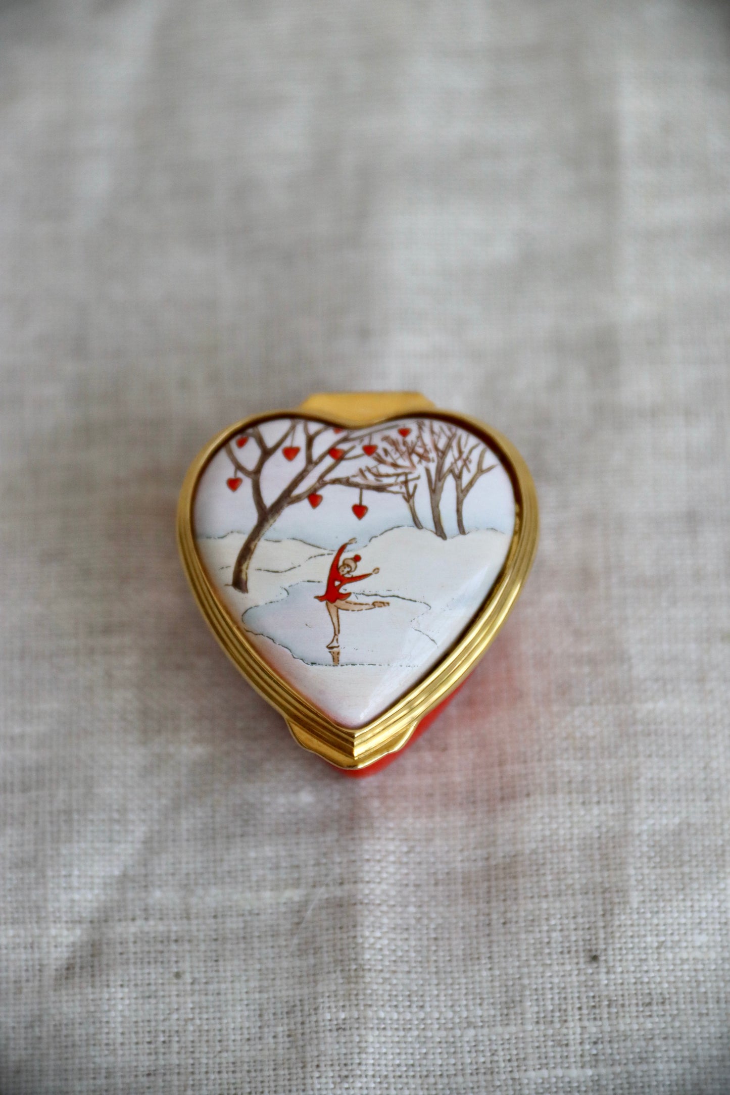 Halcyon Days By Mark Hampton Heart Shaped Box