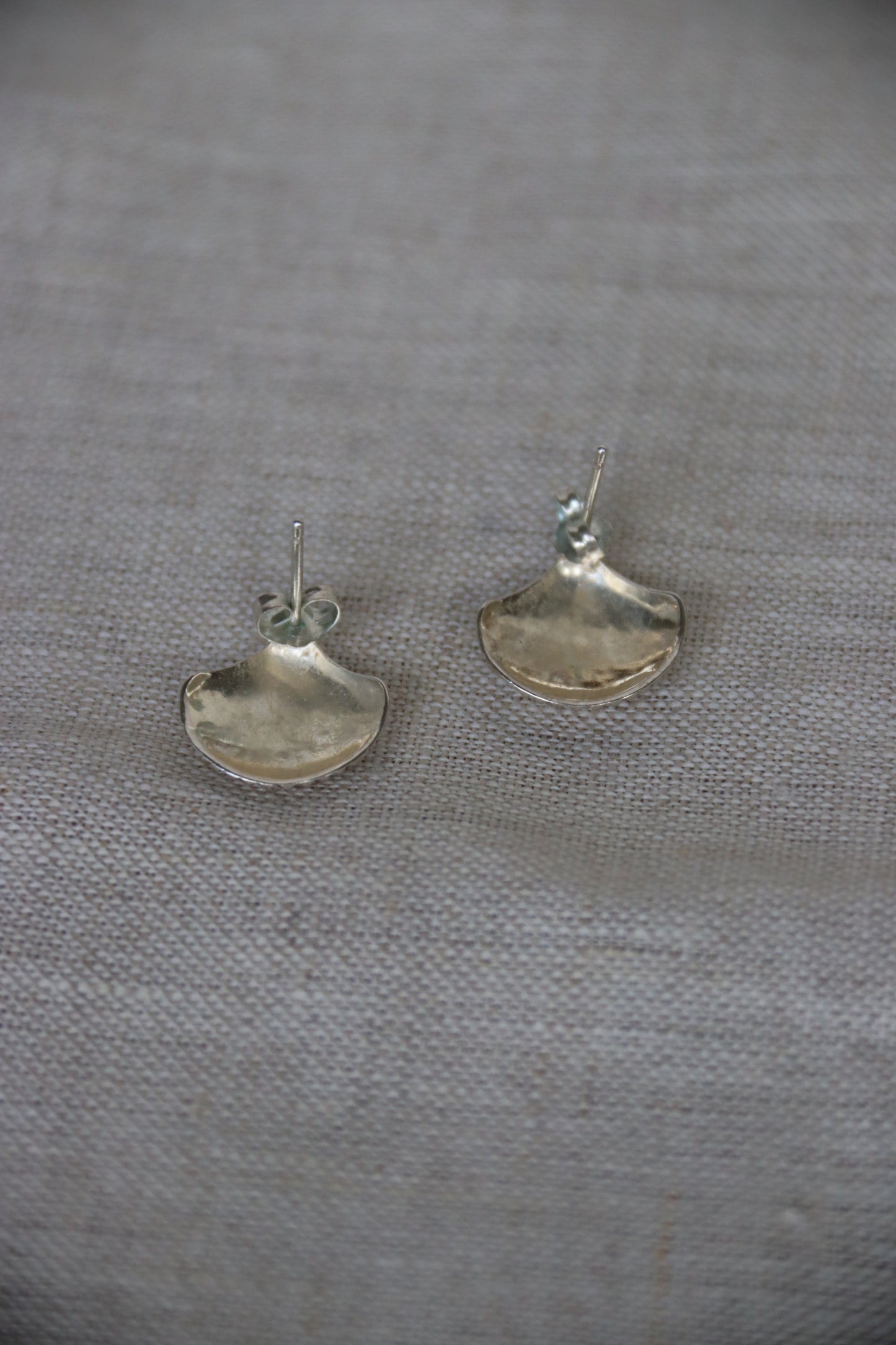 Sterling Silver Shell Bracelet and Earrings Set