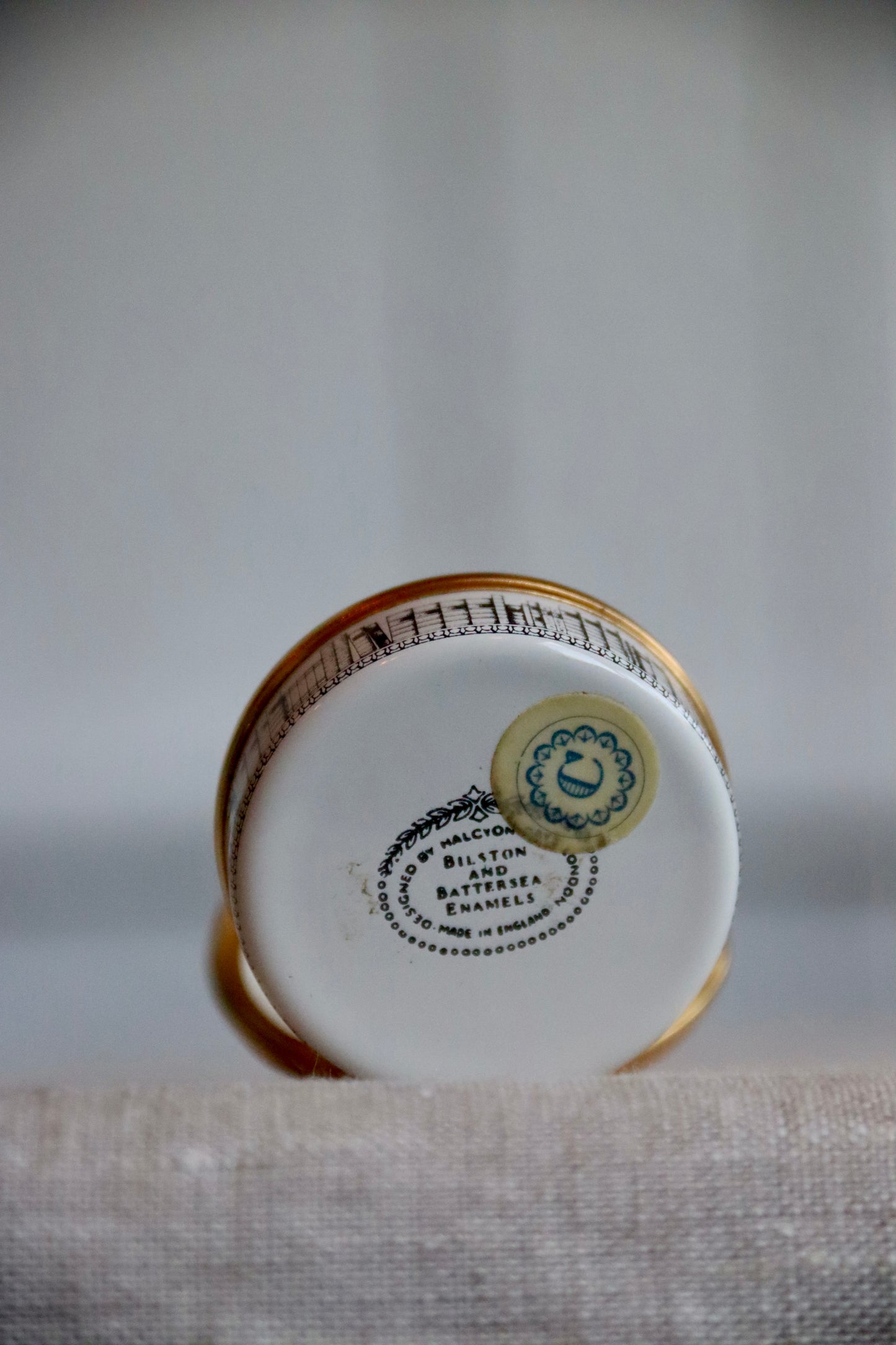Halcyon Days Bilston and Battersea Enamels Enamel Box
