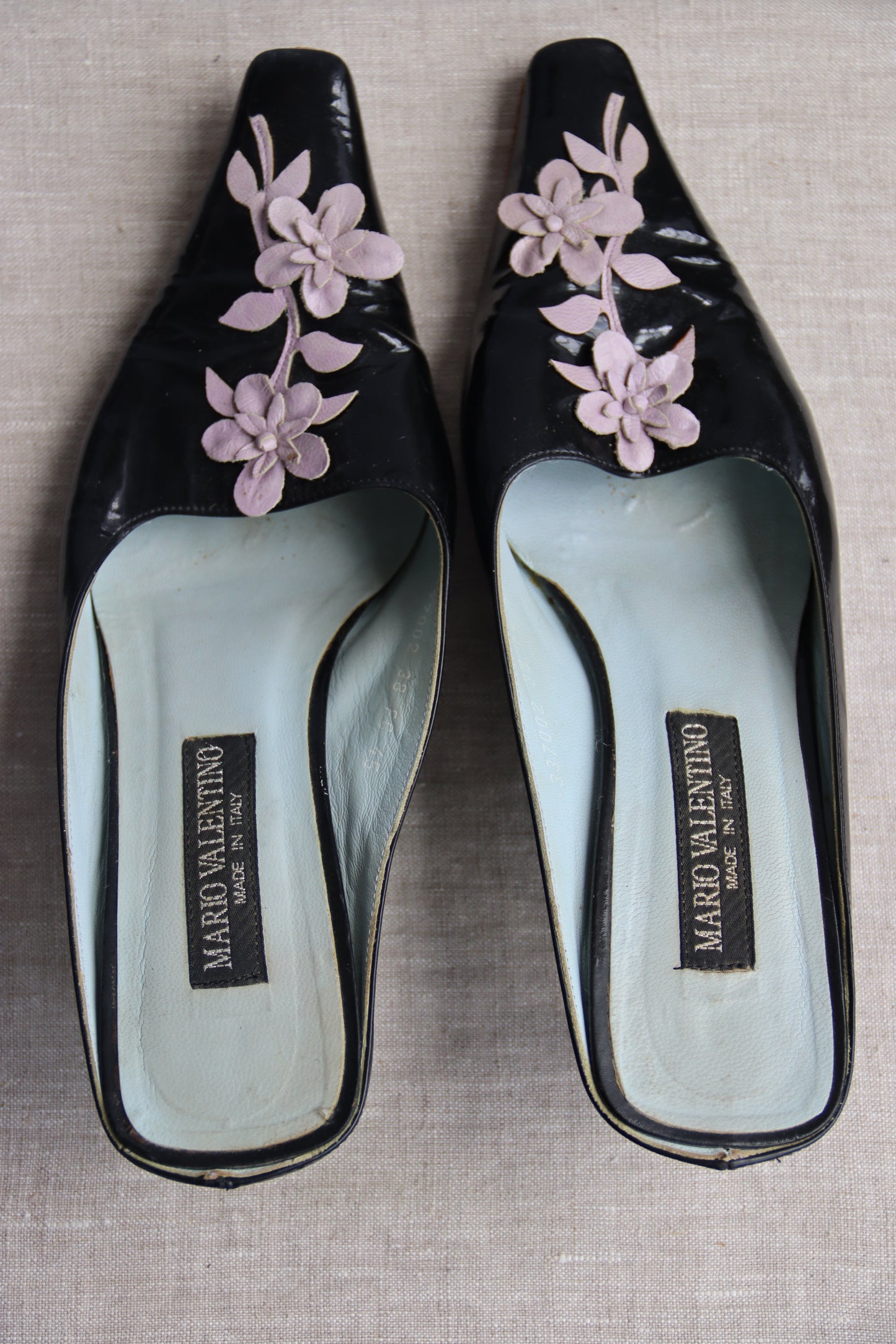 Mario Valentino Black Patent Leather Heels with Flowers