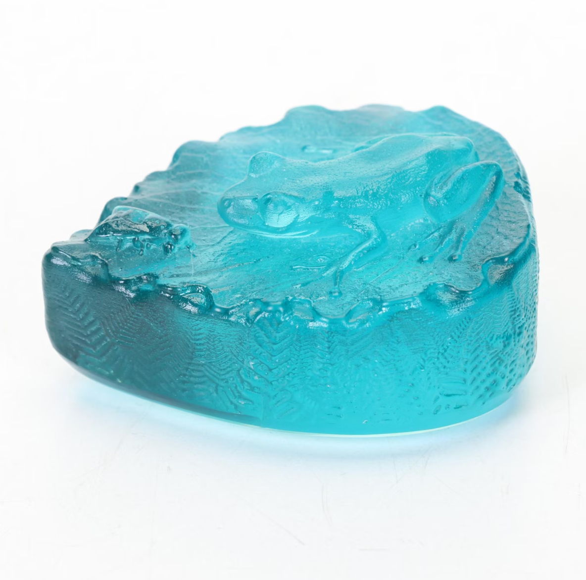 Robin Lehman Iridescent Aqua Blue Frog and Fly Glass Art Paperweight