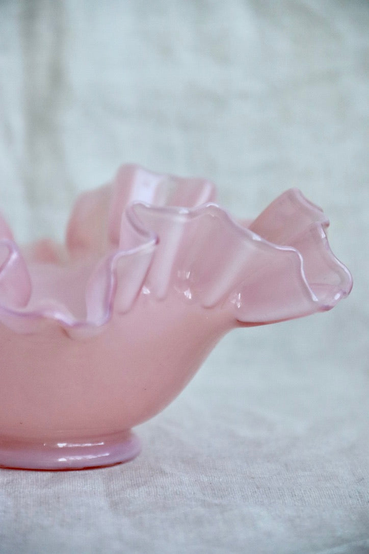 Large Pink Ruffle Edge Bowl