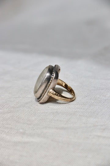 Vintage Gold and Silver Mother-of-Pearl Intaglio Ring