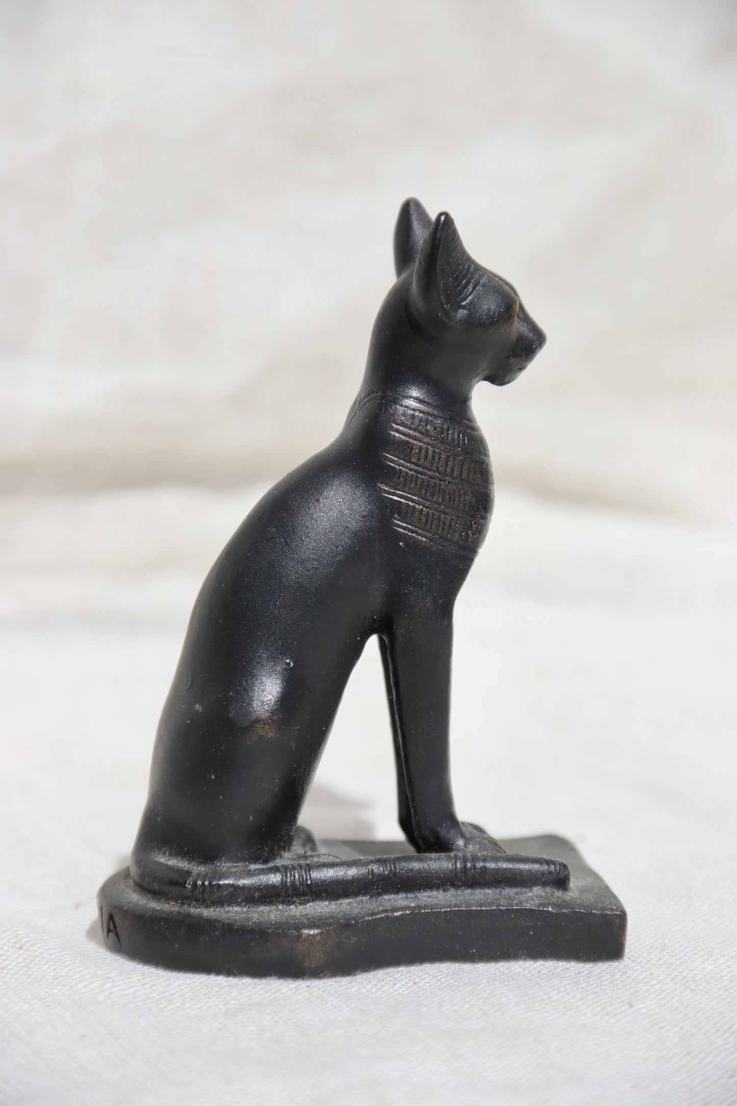 MMA Cat Statue