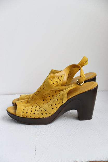 Aerosoles Yellow Leather Heels