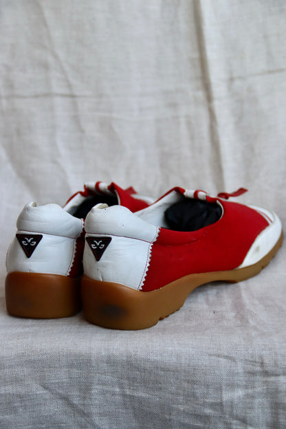 Walter Genuin Red and White Golf Shoes