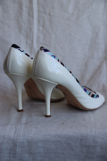 Emilio Pucci White Patent Heels - 40.5