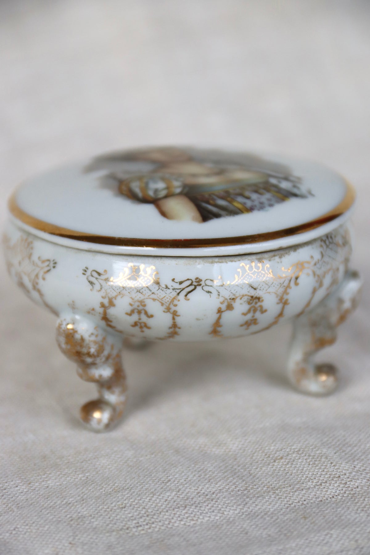 Limoges La Martinique Trinket Box with Josephine Bonaparte, Napoleon's Wife