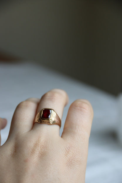 Vintage 10K Ruby Ring