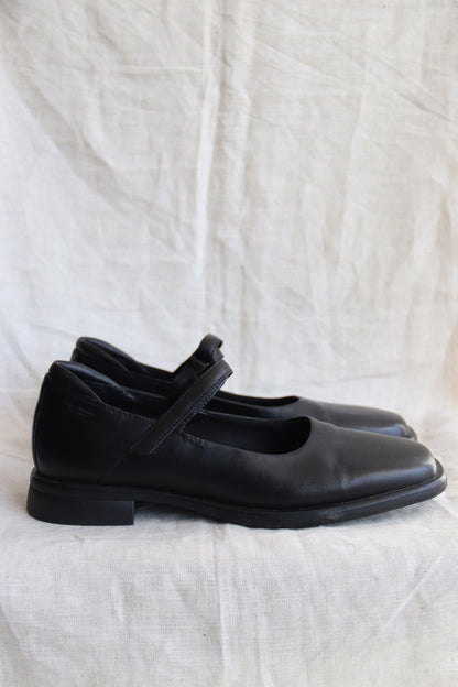 Vagabond Brittie Mary Janes