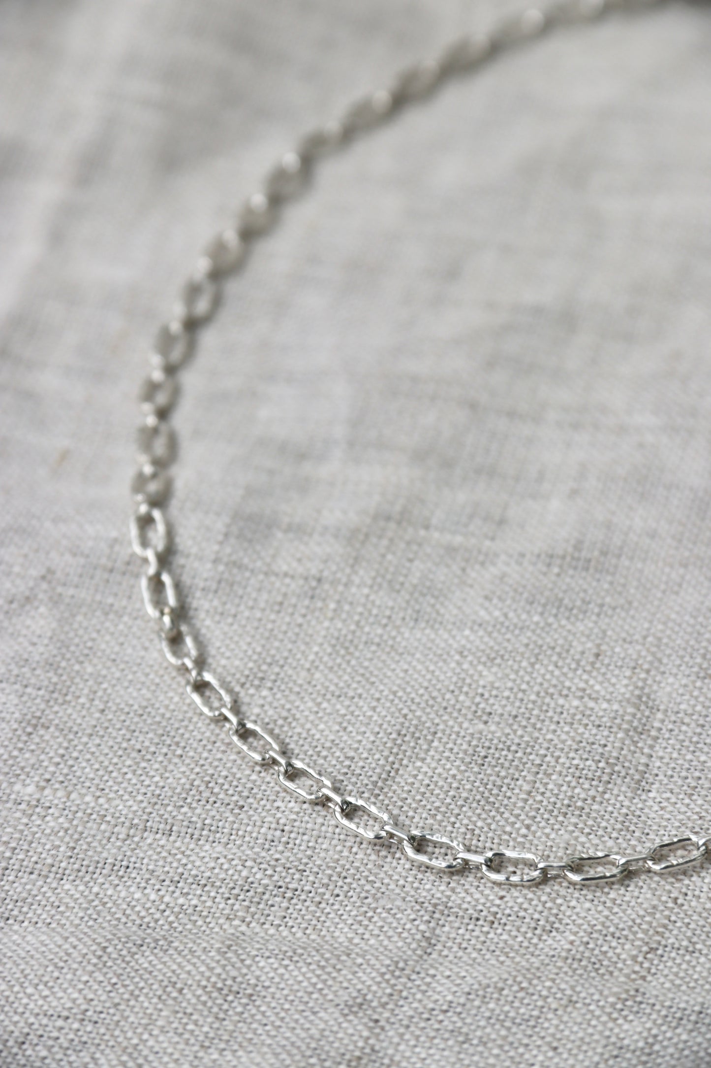 Sterling Silver Hammered Oval Chain Necklace