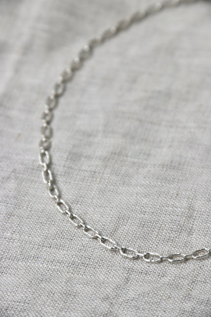 Sterling Silver Hammered Oval Chain Necklace