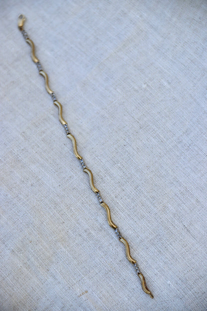 Diamond Wavy Link Bracelet - 10K