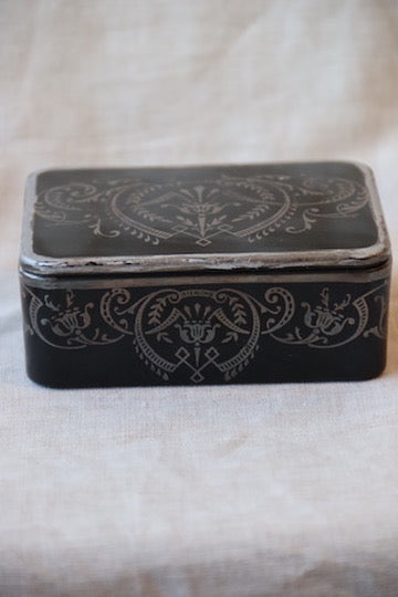 Black Glass Box
