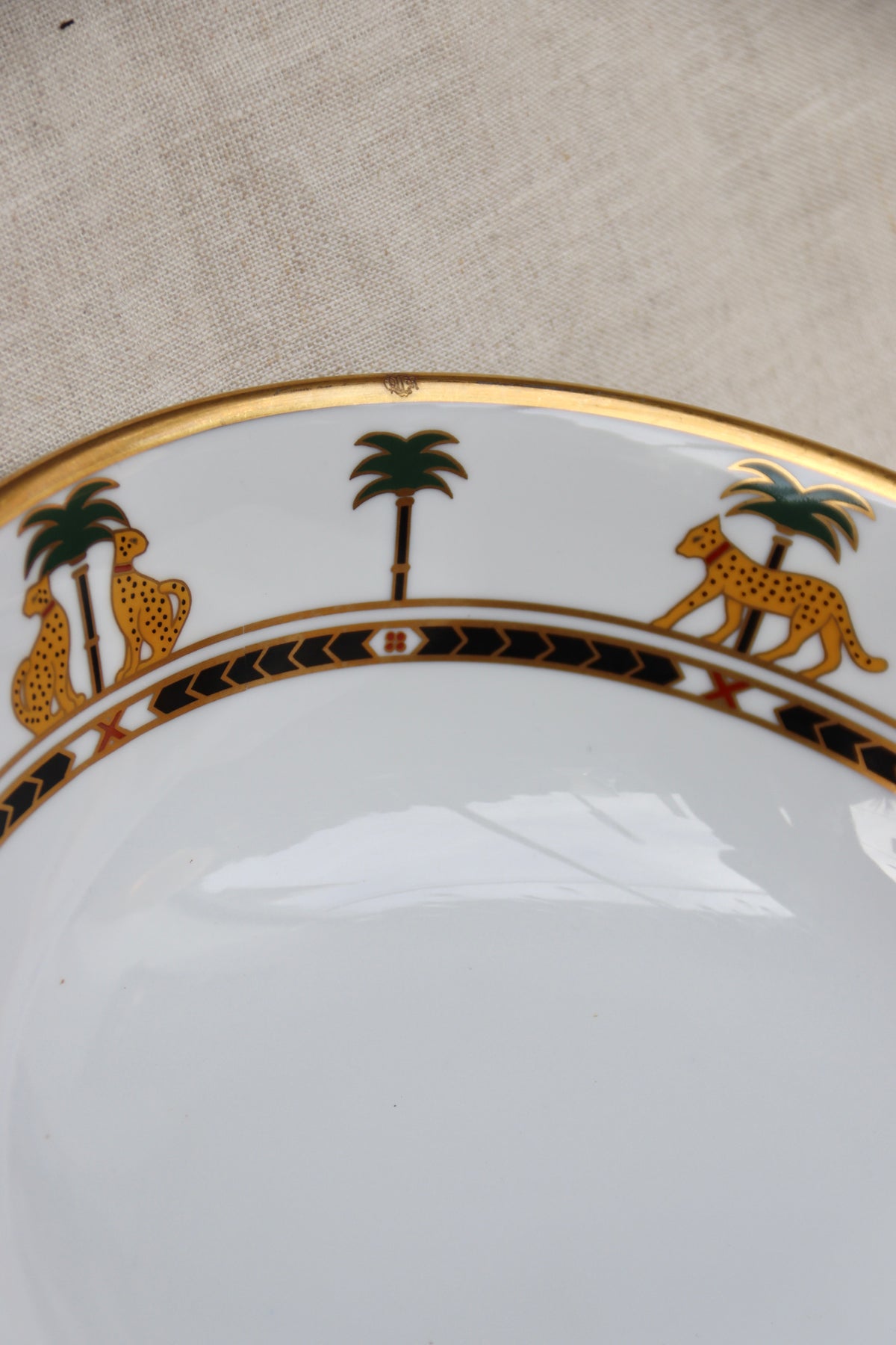 Casablanca by Christian Dior 9" Round Vegetable Bowl