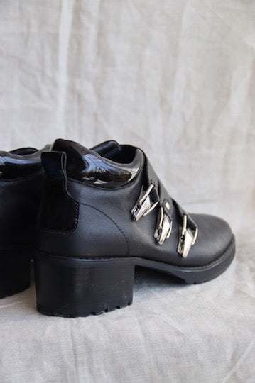 E8 by Miista black heeled boots