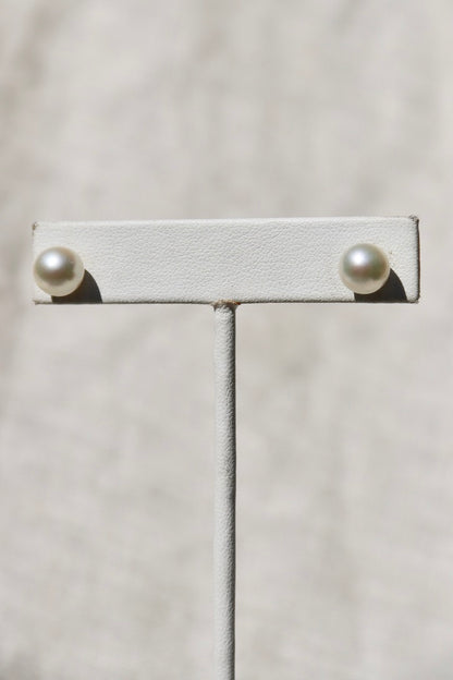 Pearl Stud Earrings - 14k Yellow Gold