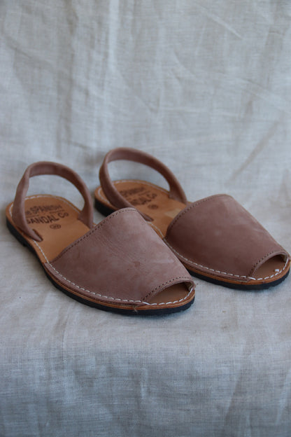 The Spanish Sandal Co Tan Flats - 39