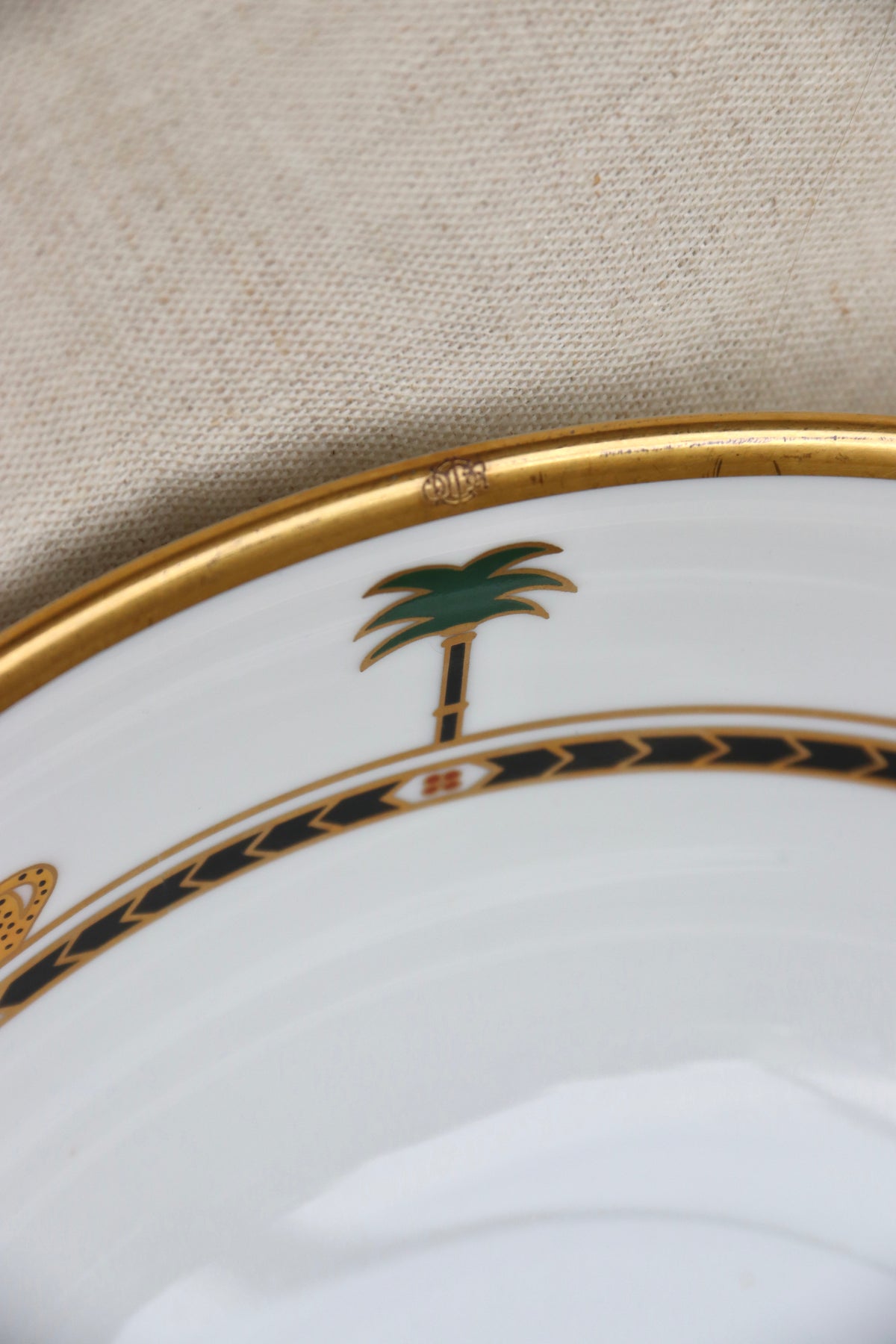 Casablanca by Christian Dior 9" Round Vegetable Bowl
