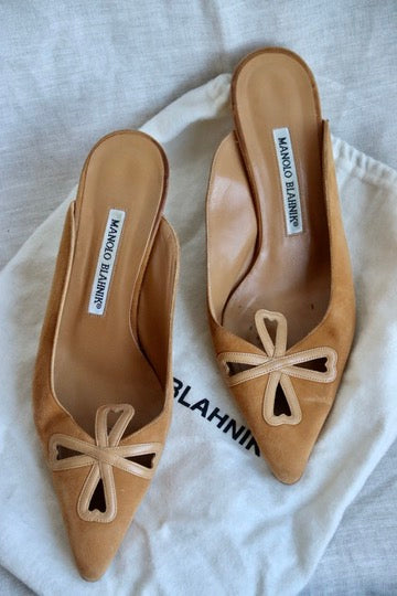 Manolo Blahnik Brown Suede Heels