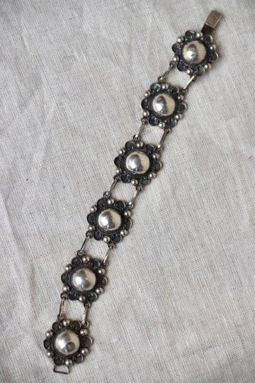 Sterling Silver floral medallion link bracelet