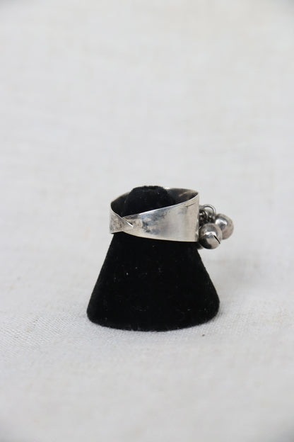 Sterling Silver adjustable ring with balls